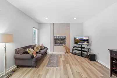 2 Grove St, Framingham, MA 01701 - Photo 13