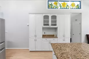 2 Grove St, Framingham, MA 01701 - Photo 5