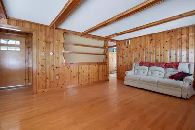 252 Pelham, Methuen, MA 01844 - Photo 5