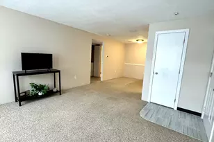 18 Walden Dr, Natick, MA 01760 - Photo 7