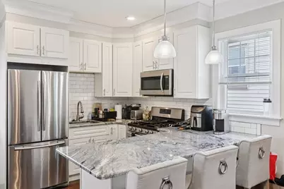 1048 Saratoga St #3, Boston, MA 02128 - Photo 3