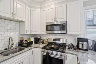 1048 Saratoga St, Boston, MA 02128 - Photo 5
