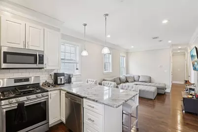 1048 Saratoga St #3, Boston, MA 02128 - Photo 7