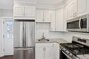 1048 Saratoga St, Boston, MA 02128 - Photo 5