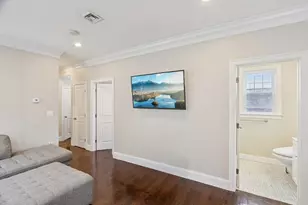1048 Saratoga St, Boston, MA 02128 - Photo 7
