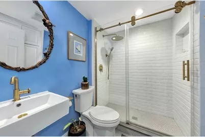 34 Clark #2, Boston, MA 02109 - Photo 17