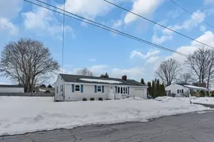 11 Hawthorne Dr, Seekonk, MA 02771 - Photo 29