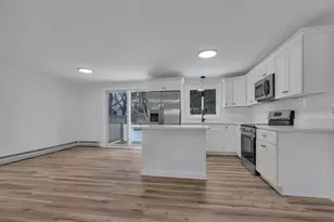 11 Hawthorne Dr, Seekonk, MA 02771 - Photo 7