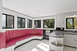 256 Massasoit Rd, Worcester, MA 01604 - Photo 25