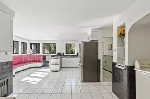 256 Massasoit Rd, Worcester, MA 01604 - Photo 21