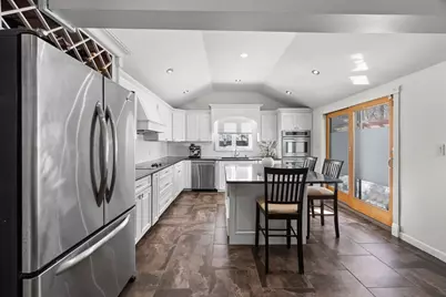 5 Endicott St, Weymouth, MA 02189 - Photo 9