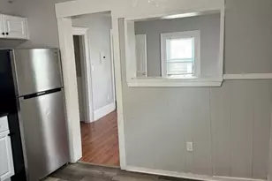 134 Pearl St, Somerville, MA 02145 - Photo 3