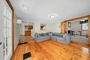 27 Tyng Rd, Tyngsborough, MA 01879 - Photo 9