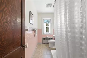 7 West St, Needham, MA 02494 - Photo 19