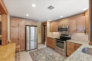 7 West St, Needham, MA 02494 - Photo 13