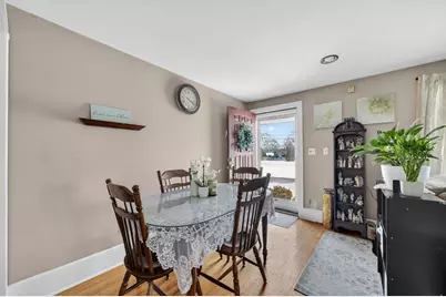 27 Meadow Ln, Acushnet, MA 02743 - Photo 11