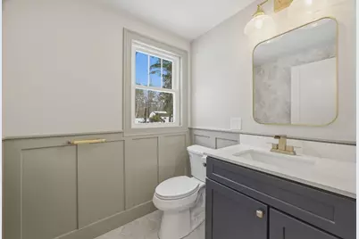 6 Eleanor Rd, Walpole, MA 02081 - Photo 13