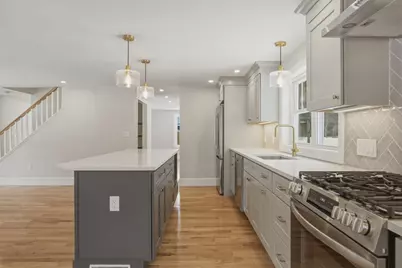 6 Eleanor Rd, Walpole, MA 02081 - Photo 5