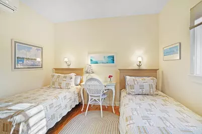 16 Frog Hollow, Tisbury, MA 02557 - Photo 19