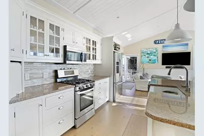 16 Frog Hollow, Tisbury, MA 02557 - Photo 11