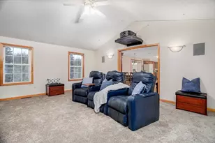 326 Mathews St, Gardner, MA 01440 - Photo 17