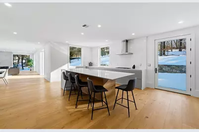 7 Whipple Rd, Lexington, MA 02420 - Photo 13