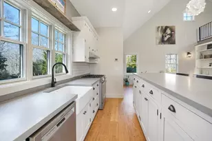114 Meeting House Way, Edgartown, MA 02539 - Photo 11