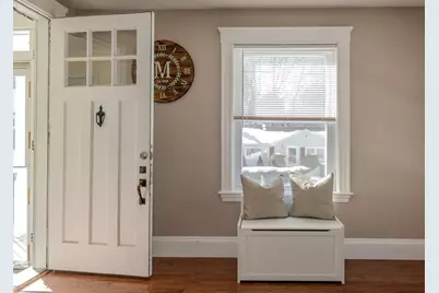 31 Mountain Ave, Saugus, MA 01906 - Photo 5