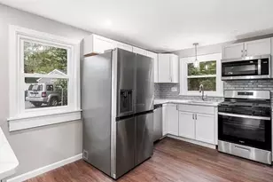 65 Alandale Pkwy, Norwood, MA 02062 - Photo 9