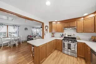 136 Bedford Rd, Woburn, MA 01801 - Photo 23