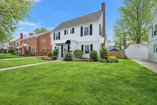 46 Eckington St, Springfield, MA 01108 - Photo 1