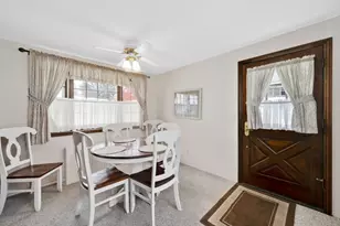 46 Eckington St, Springfield, MA 01108 - Photo 17