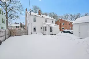 46 Eckington St, Springfield, MA 01108 - Photo 3