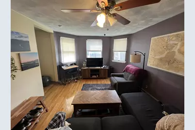 217 Holland St #2B, Somerville, MA 02144 - Photo 5