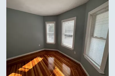 33 Hancock St #1, Somerville, MA 02144 - Photo 5