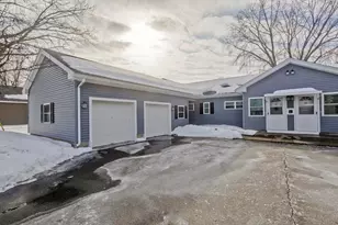 38 Applewood Dr, Chicopee, MA 01022 - Photo 17