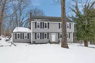 19 Valerie Dr, Plainville, MA 02762 - Photo 3