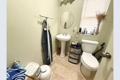 4043 Washington St #3, Boston, MA 02131 - Photo 11