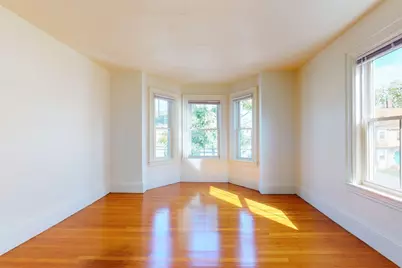 51 Robbins #2, Waltham, MA 02453 - Photo 5