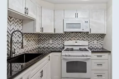 295 Pawtucket Blvd #7, Lowell, MA 01854 - Photo 5