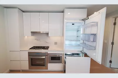 135 Seaport Blvd #908, Boston, MA 02210 - Photo 3