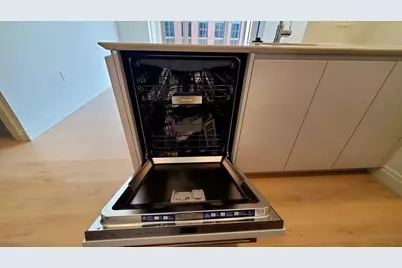 135 Seaport Blvd #908, Boston, MA 02210 - Photo 5