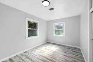 73 Timber Ln, Springfield, MA 01119 - Photo 11