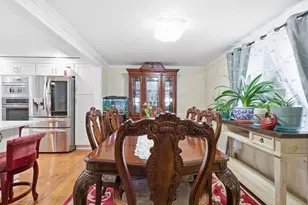 560 Worcester St, Wellesley, MA 02481 - Photo 11