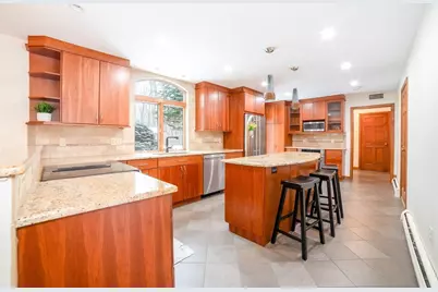 160 Floral St, Shrewsbury, MA 01545 - Photo 11