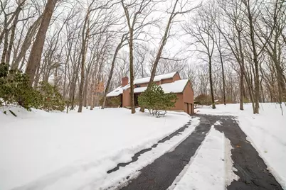 160 Floral St, Shrewsbury, MA 01545 - Photo 5