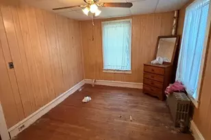 39 Moore, Lowell, MA 01852 - Photo 5