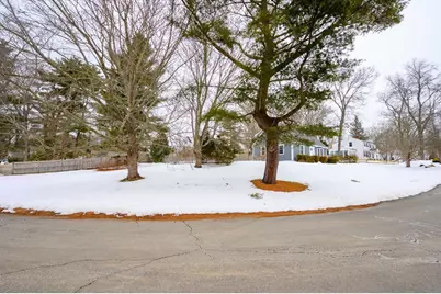 25 Bayberry Ln, Cohasset, MA 02025 - Photo 33