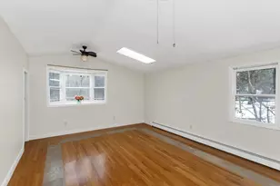 8 Putnam St, Springfield, MA 01109 - Photo 19