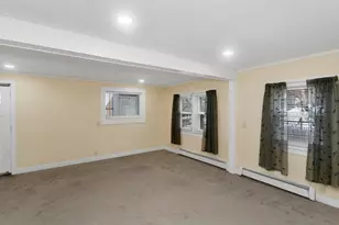 8 Putnam St, Springfield, MA 01109 - Photo 9